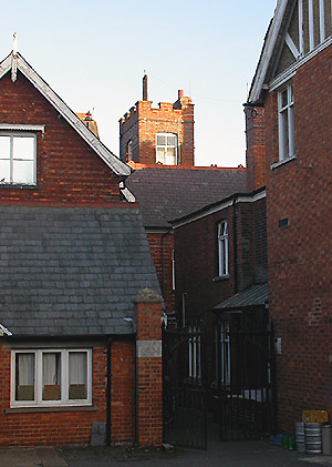 Bletchleyext31a.jpg - 45942 Bytes