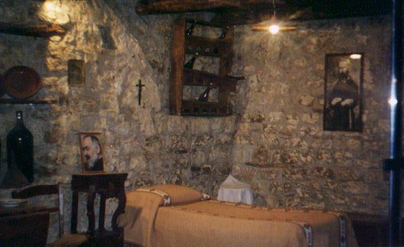 HOUSE OF "PIANA ROMANA"