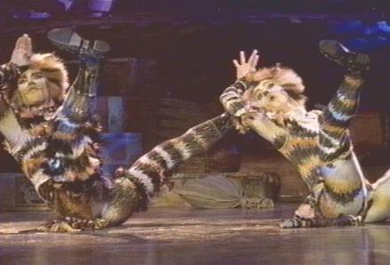 Mung and Teazer...uh, cant think of a caption