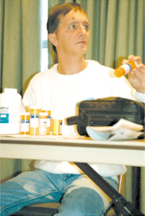 EDDIE SMITH, Kentucky, took his stand, smoked out Al Gore - HIV/Cancer