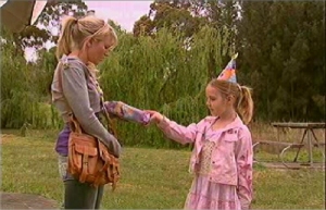 Jestica Write _ Anabelle Lynch n Pep in park-2007