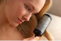 Problém úbytků vlasů mužů. Hair care.