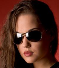 筋肉痛を軽減するコントラストにわか雨 アルプラゾラム：役に立つ現代医学です。 アルプラゾラムには全世界送料 海外で格安の乳房のリフト手術を受けるチェコ共和国