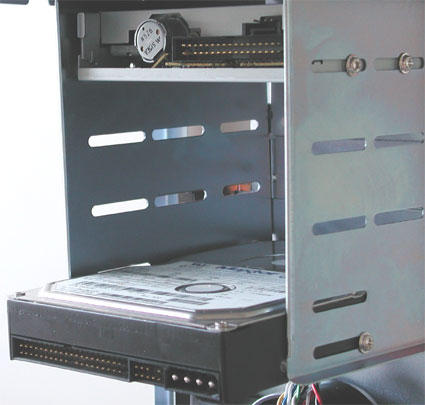 Installing The Hard Disk And Floppy