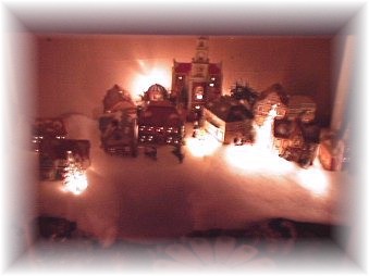 christm2.jpg (18804 bytes)