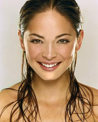 Kristin_Kreuk_dracula.jpg 69.3K