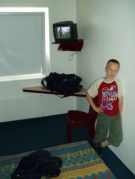 3-7-2004 17:02:59 ()