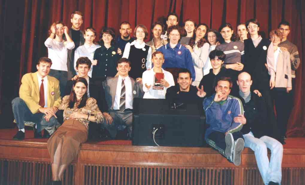 Club.jpg (43375 bytes)