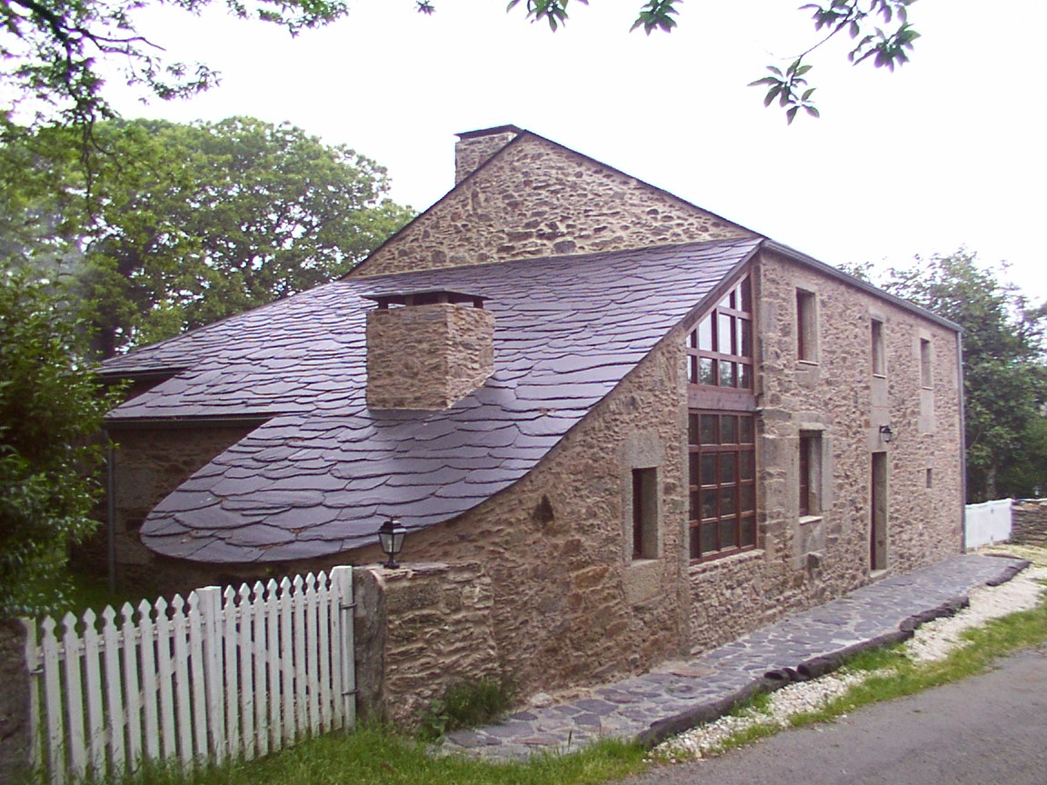 Reto-Val Xestoso, Monfero, A Coru�a. Tel�fono: 676132166. E-mail: rodeodacasa@yahoo.es