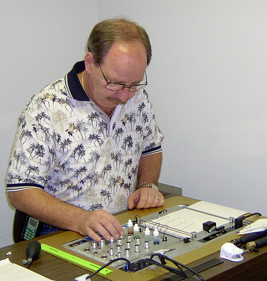 Jerry at polygraph machine