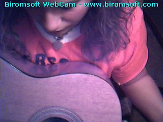 Look @ me w/ my guitar!