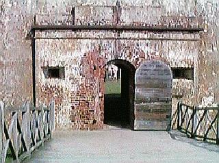 Enter Fort Macon