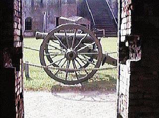 gun at Fort Macon