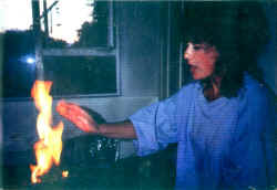 Anne.jpg (39066 bytes)