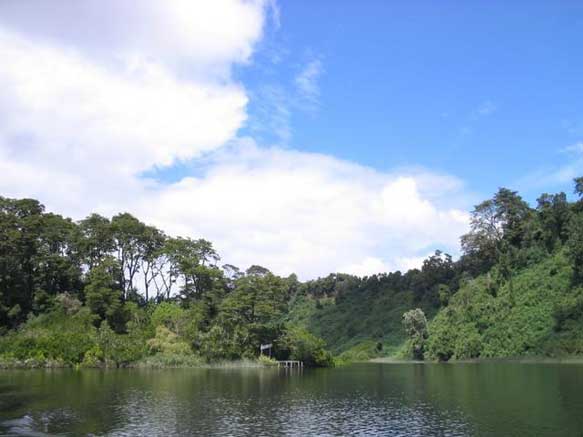 Puento Monnt Lago Laguna Verde