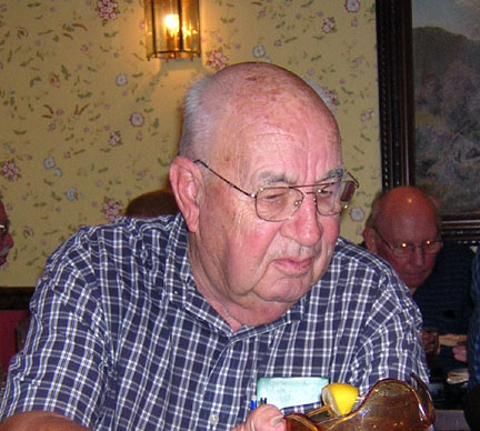 There should be a picture here.   If there isn't, please let us know so we can fix it.