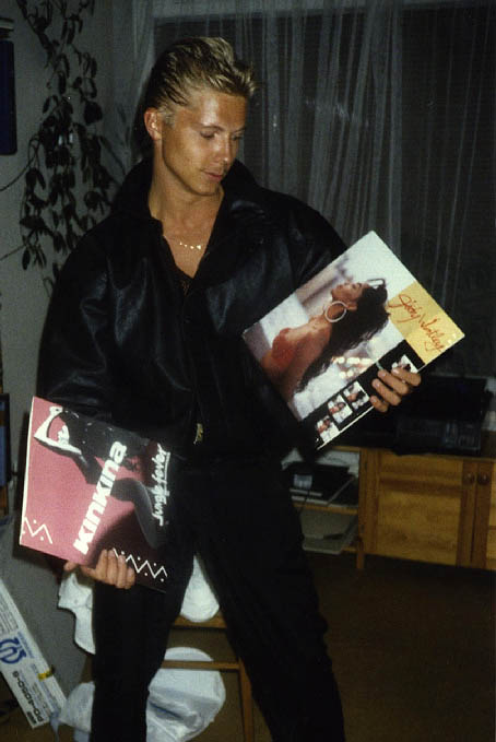 collecting 80's vinyles and music