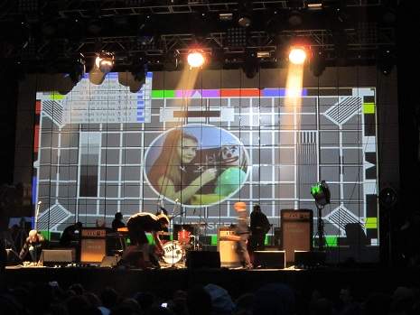 Franz Ferdinand getting ready