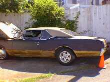 MiddleSM.jpg (7431 bytes)