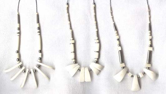 3WhtNecklaces.jpg (22437 bytes)