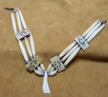 cchokerSM.jpg (20644 bytes)