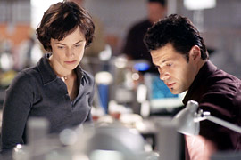 Nina Myers and Tony Almeida at CTU