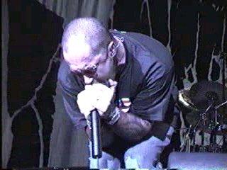 aaronscream.JPG (16325 bytes)