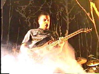 guitar.JPG (16737 bytes)