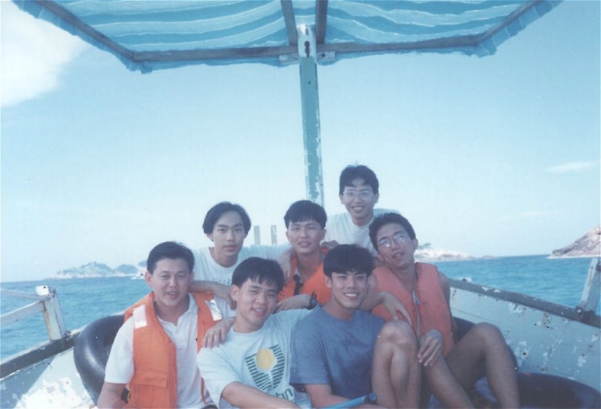 beach3.jpg (88511 bytes)