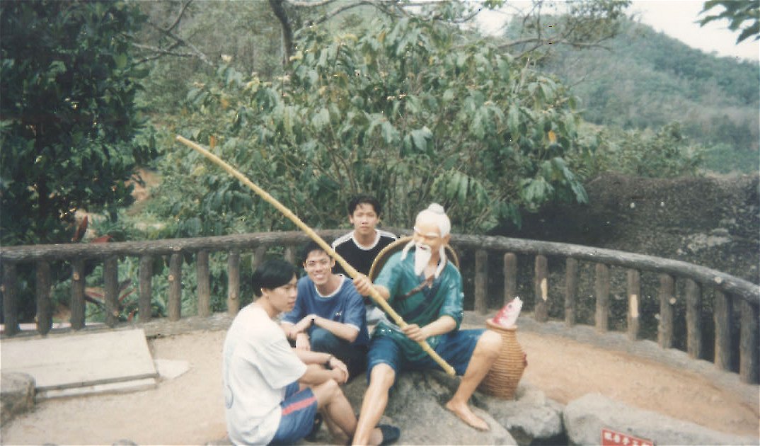 broga2.jpg (133506 bytes)