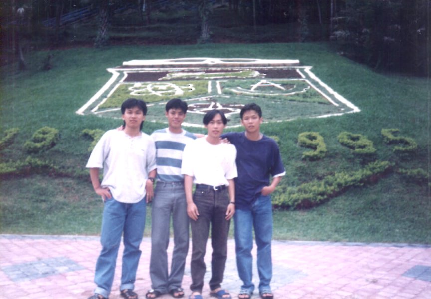 ukmlogo.jpg (85556 bytes)