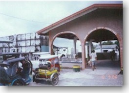 cemetery.jpg (15096 bytes)