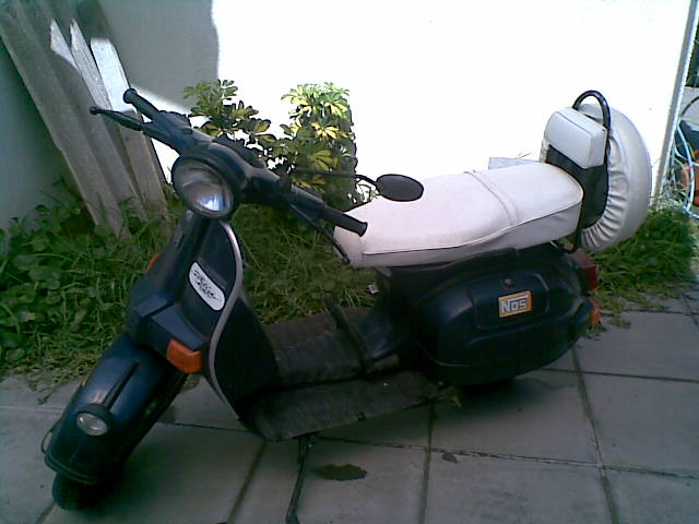 bAJAG - INDIAN SCOOTER