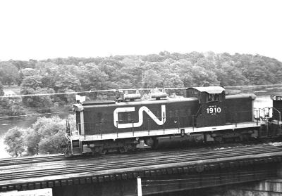 CN 1910