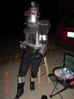 tmbclosenight.jpg (13949 bytes)