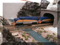 Gorge.JPG (59902 bytes)