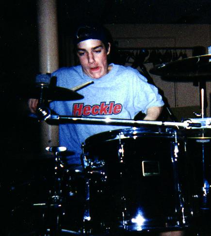 alex2.JPG (30698 bytes)