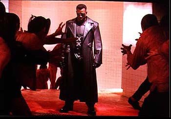 Blade entra en escena ...