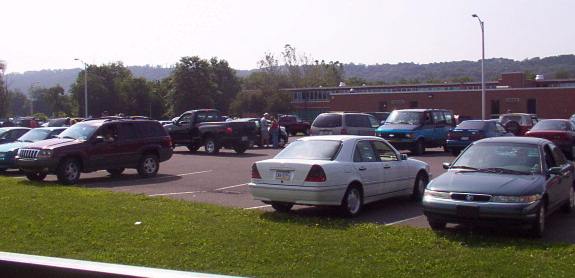 61.jpg (27741 bytes)