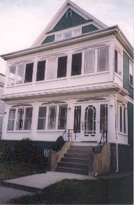 house1.jpg (59453 bytes)