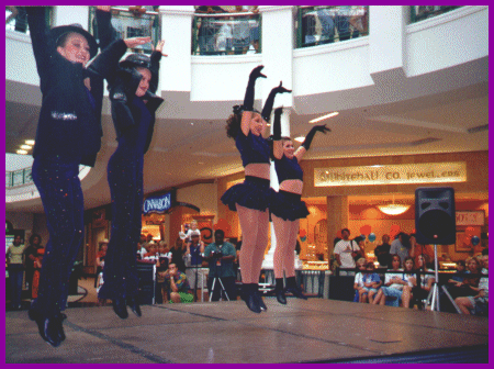 Premier girls, 'Swing Thing'