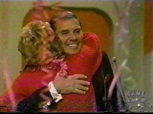 77genehugfannie.JPG (33960 bytes)