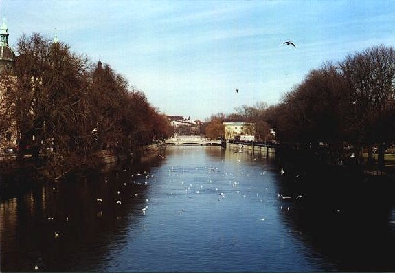  a river through Munick 