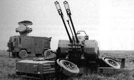 AD_Twin_35mm.jpg (22347 bytes)