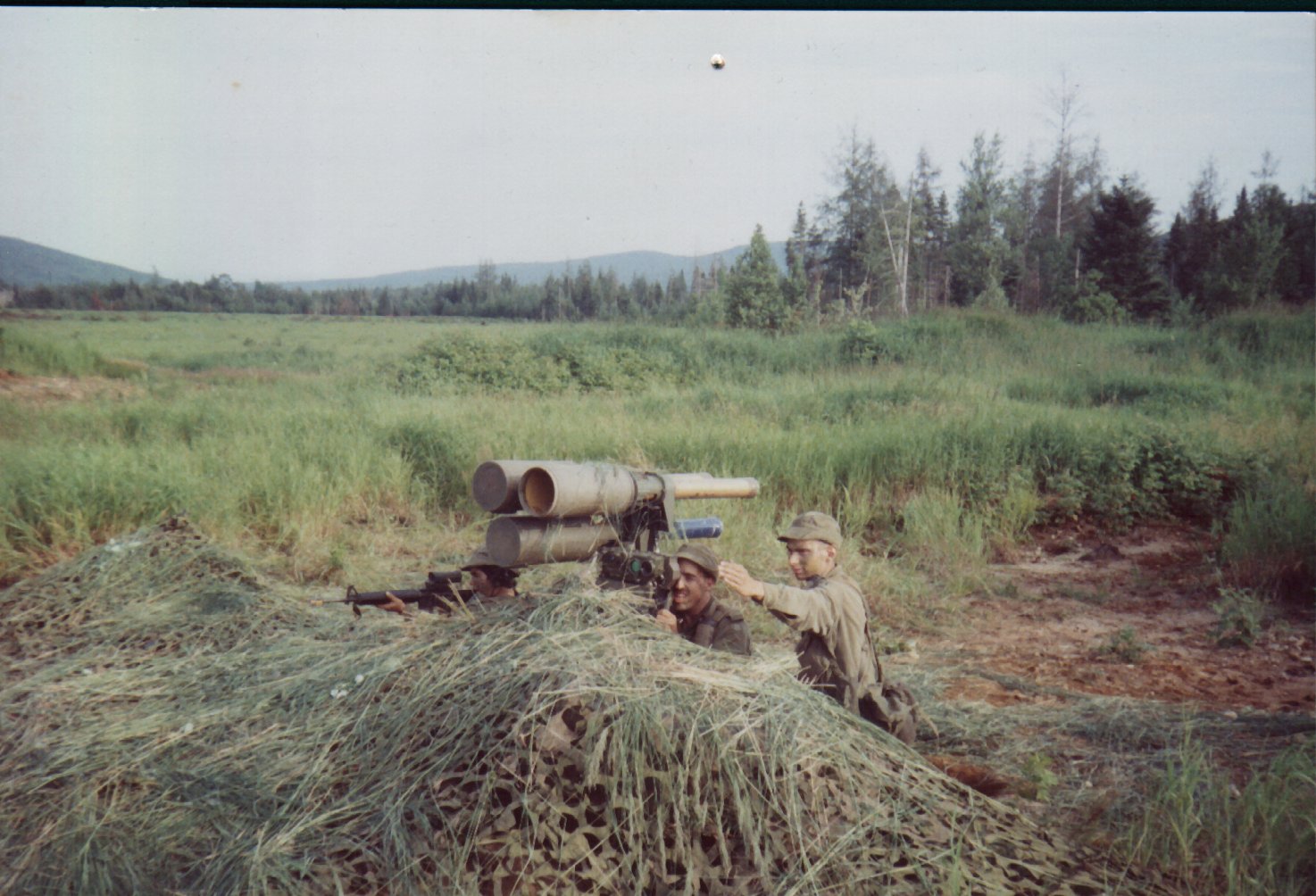 javelin.jpg (254493 bytes)