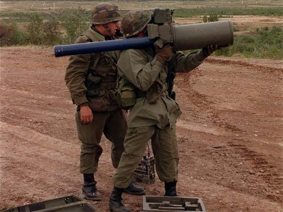 javelinfromcliff.jpg (52387 bytes)