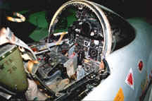 phantom_01tn.jpg (31361 bytes)