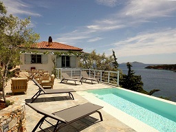 Villa Ioanna - Tzortzi Gialos beach Alonissos in Greece