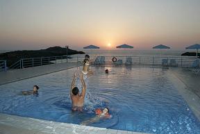 Nanakis Beach Luxury Apartments, Stavros Beach, crete, Kreta.