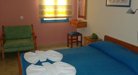 Hotel Meltemi, Loutra Beach, Kythnos, Kithnos